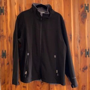 Free country soft shell jacket